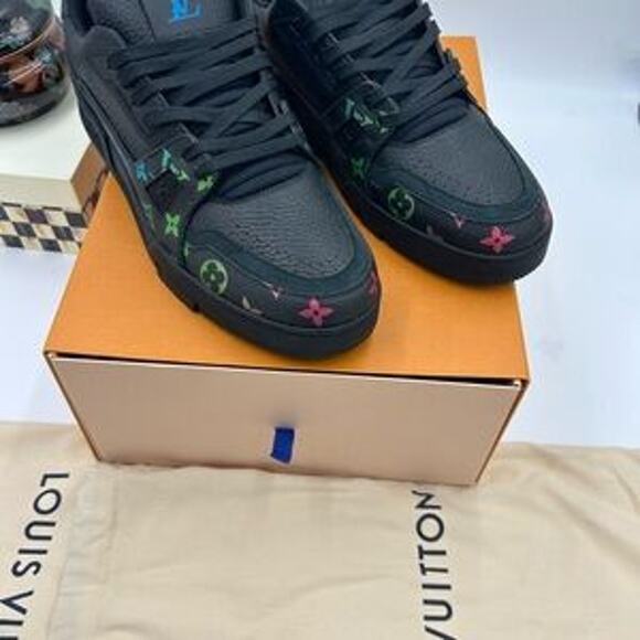 Men's Louis Vuitton monogram trainer sneakers size 11 fits 12 US made in Italy - Picture 3 of 10